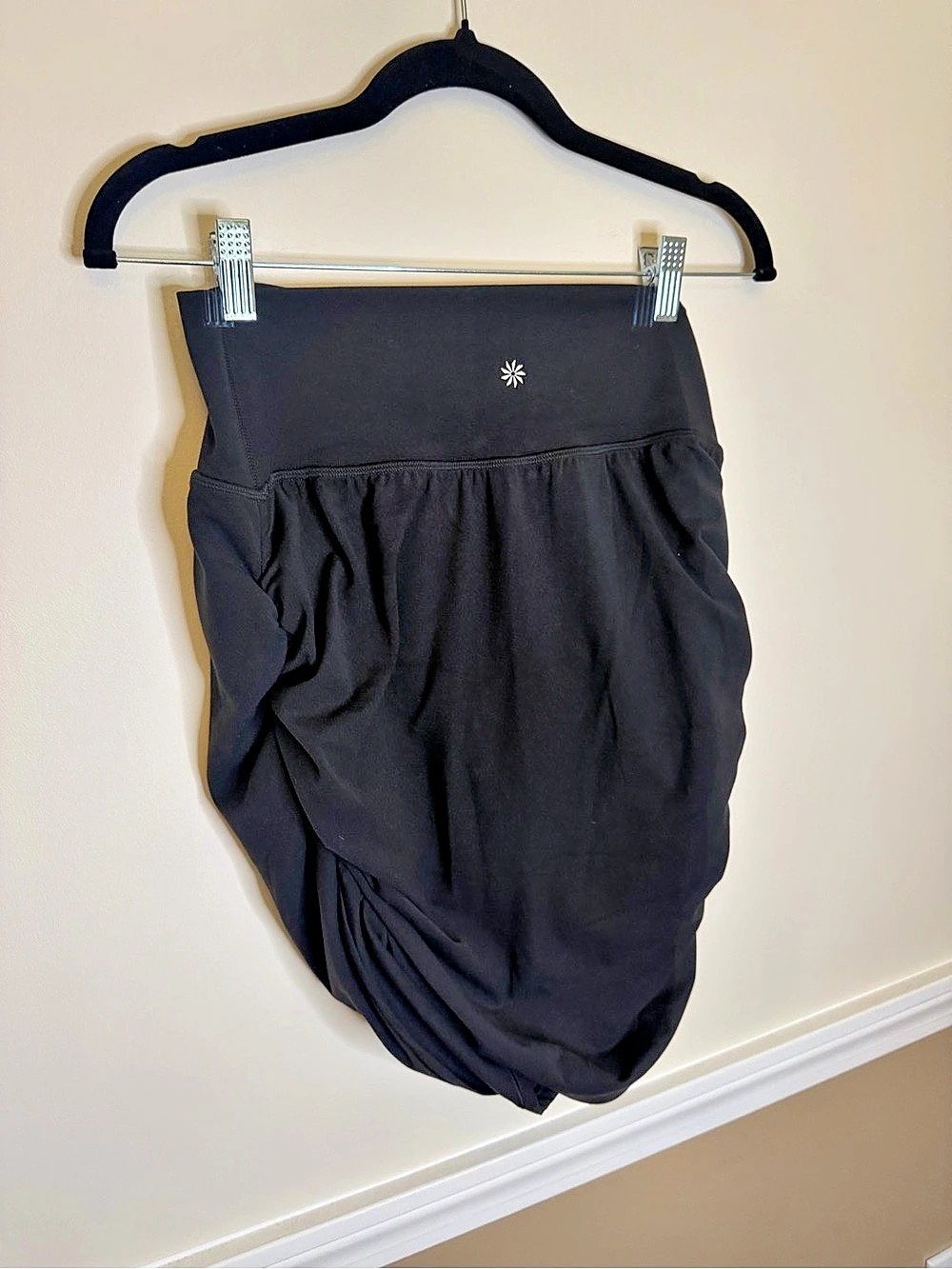 Athleta Transcend Skort Women's Ruched Athletic skort Black Medium